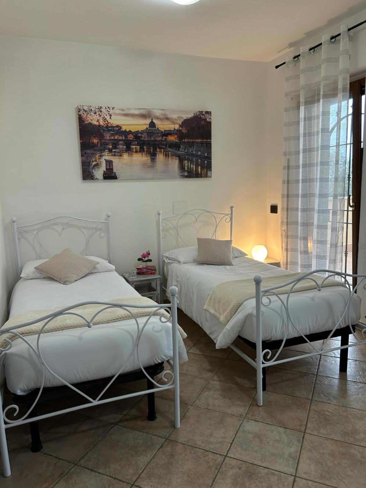 Апартаменты Miriale House Aeroporto Фьюмичино Экстерьер фото